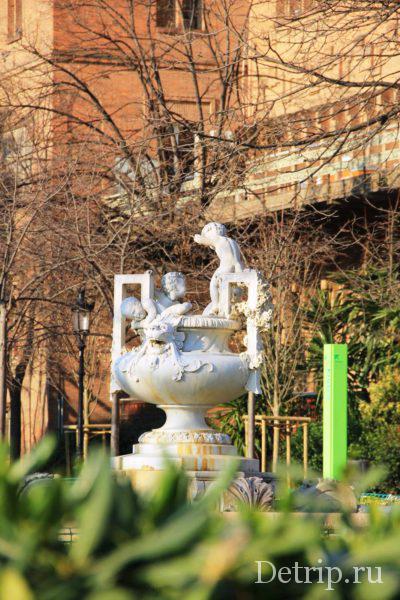 Фонтан с детьми