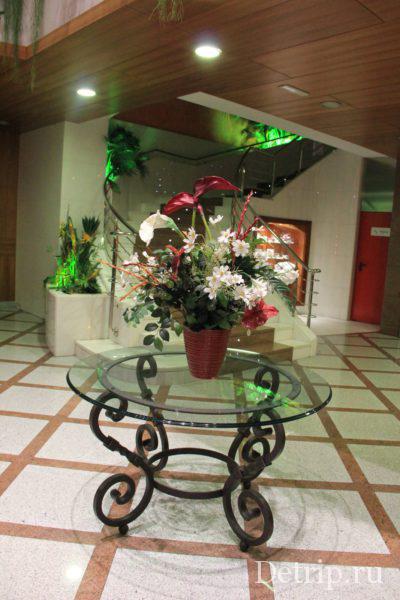 холл отеля