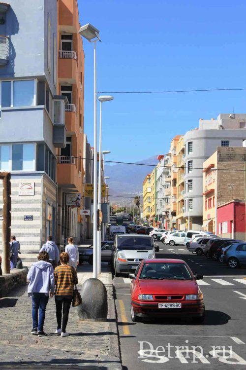 разноцветные домики