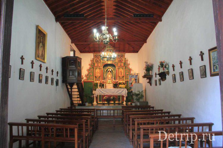 церковь внутри