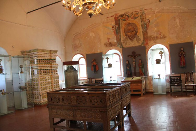 Внутри палат князей