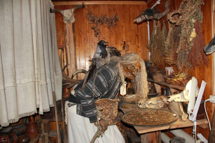 Музей мифов и суеверий в Угличе