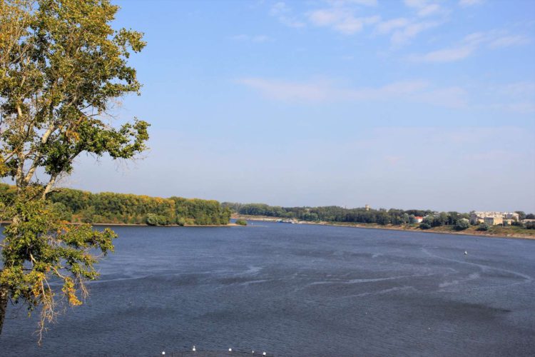 Отели Углича