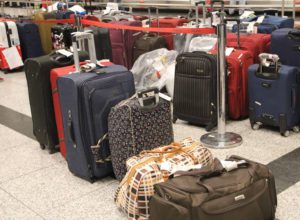 Бесплатный провоз багажа отменен. Чем грозит новый закон туристам?